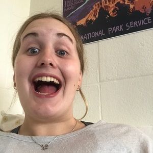 Meet your Posher, Maddie